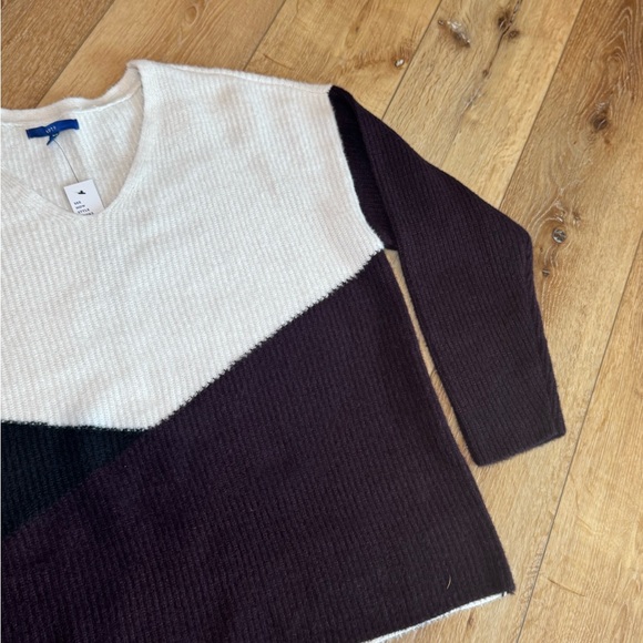 APT. 9 Colorblock V-Neck Sweater Women’s XXL NWT - Picture 5 of 9